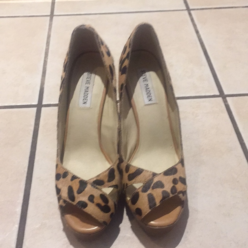Leopard print peep toe heels